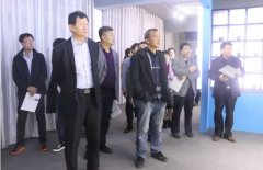 邢檯(tai)市(shi)現(xian)代(dai)農業園區(qu)建(jian)設(shè)觀摩團(tuán)走(zou)進(jin)華興